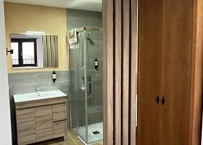 Apartamento Mar De Nubes Habitación Con Baño Entre El Valle Del Jerte Y La Vera