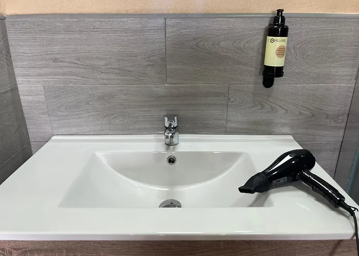 Apartamento Mar De Nubes Habitación Con Baño Entre El Valle Del Jerte Y La Vera Piornal